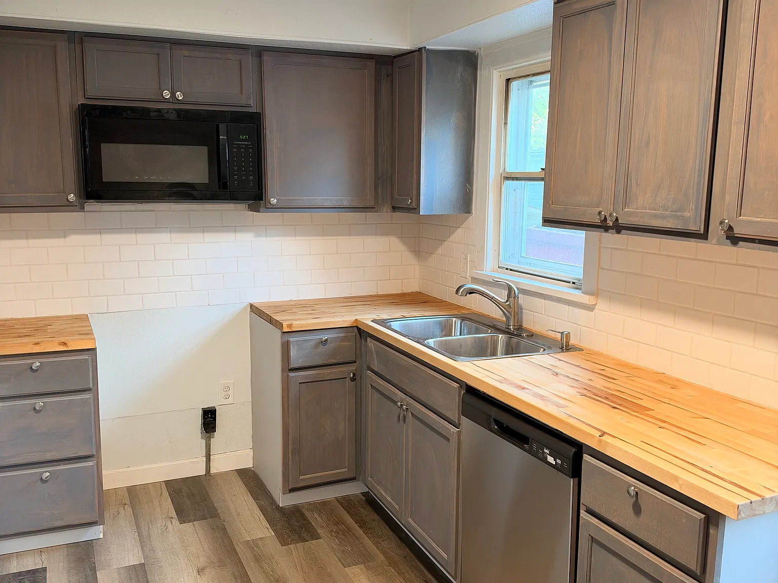 3 bed, 1435 sqft, $1,075 — Photo 2