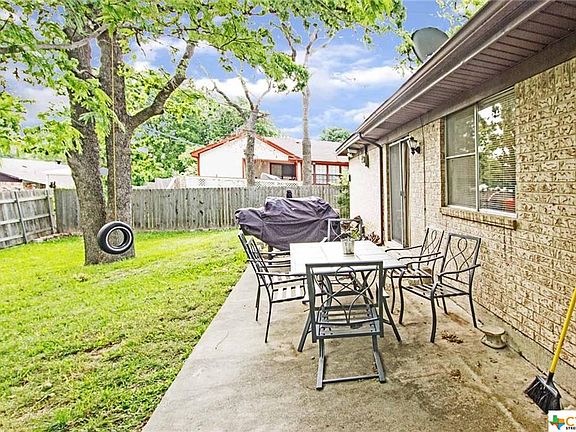 5th image of 617 Manning Dr