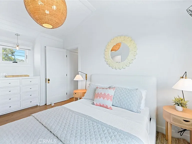 360 Cliff — Photo 21