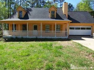 1757 Eric Cir, Lawrenceville, GA 30043