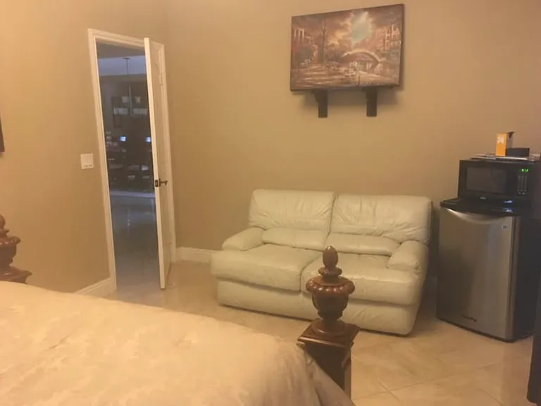 429 Agua Vista Dr — Photo 3