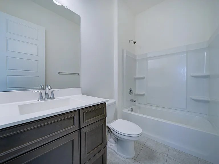 13533 N 146th Ln — Photo 12