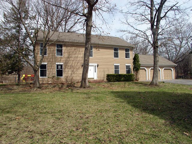 1st image of 25090 W Cedarwood Ln