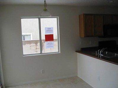 4th image of 10919 Tomatillo Ln SE