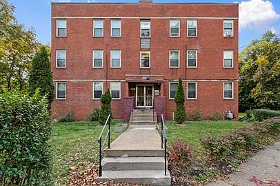 1st image of 1309 Wood St #8