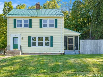 685 W Riverside Dr, Ionia, MI, 48846