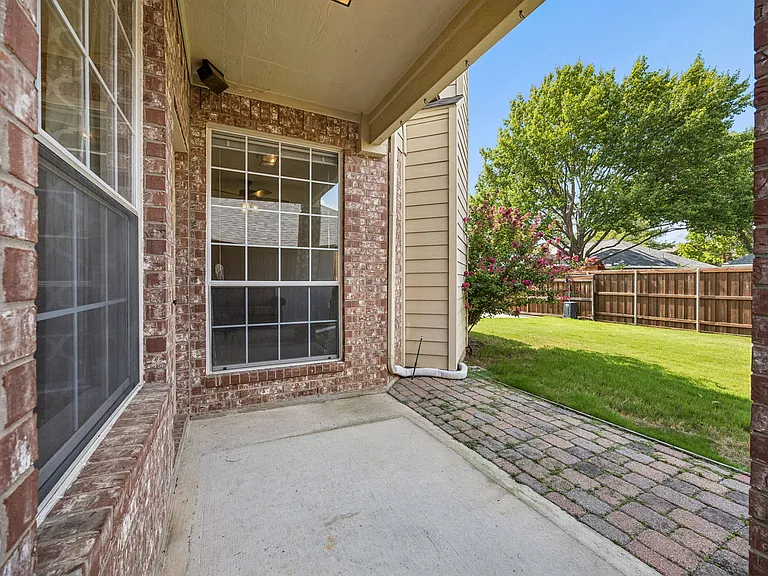 11002 Brandenberg Dr — Photo 29