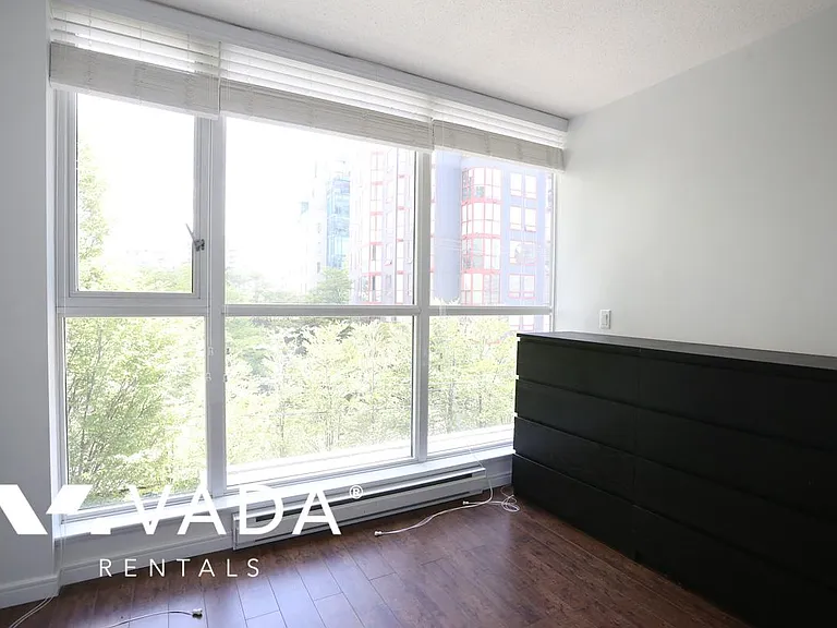 1068 Hornby St #509 — Photo 8