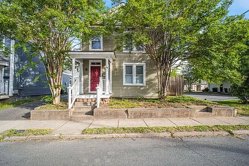 307 Hawke St Photo 1