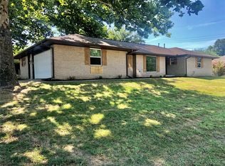 326 S 14th Pl, Ada, OK 74820