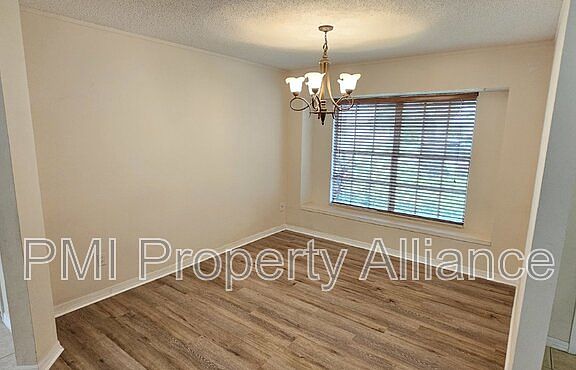 2nd image of 3762 Dunwich Ave
