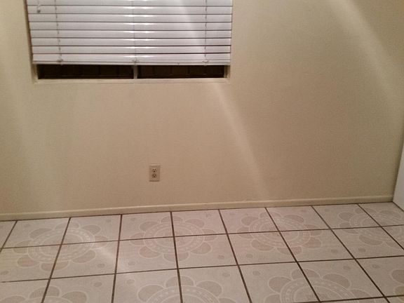 4th image of 831 Glendale Blvd APT 3