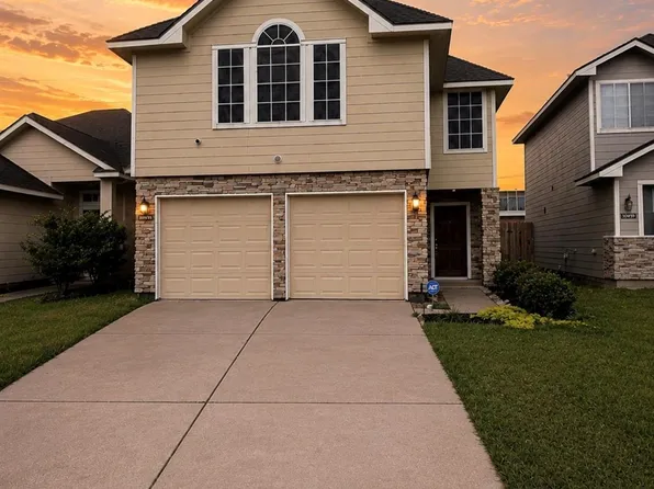 10935 Windfern Lakes St, Houston, TX 77064