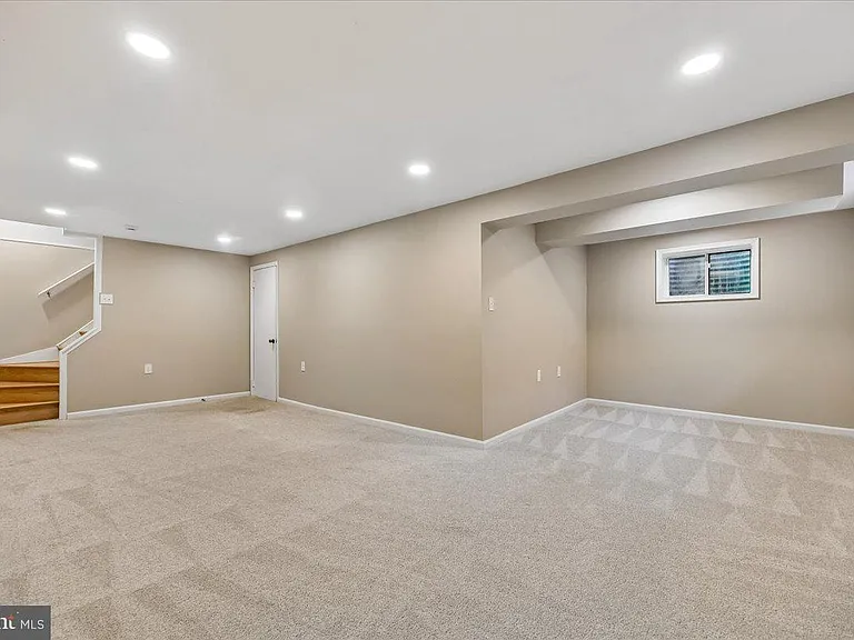 10417 Carlyn Ridge Rd — Photo 23