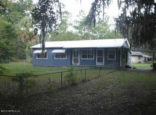 4128 Silver Lake Dr, Palatka, FL 32177