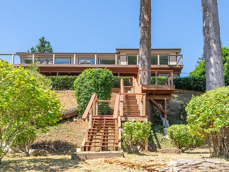 5594 Illahee Rd NE — Photo 55
