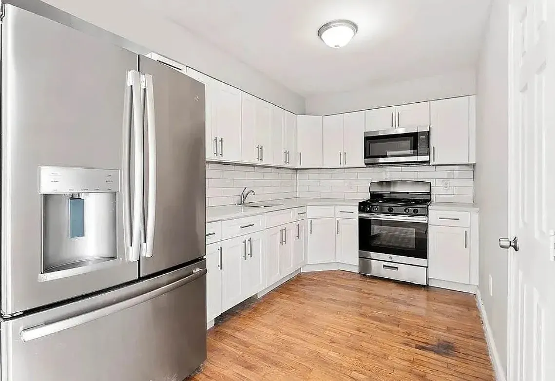 1 bed, 637 sqft, $1,533 — Photo 3