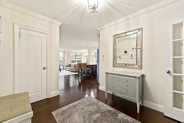 Sold by Nest Seekers International | media 19