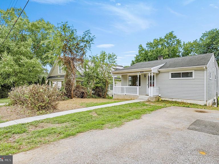 Listing photo 3