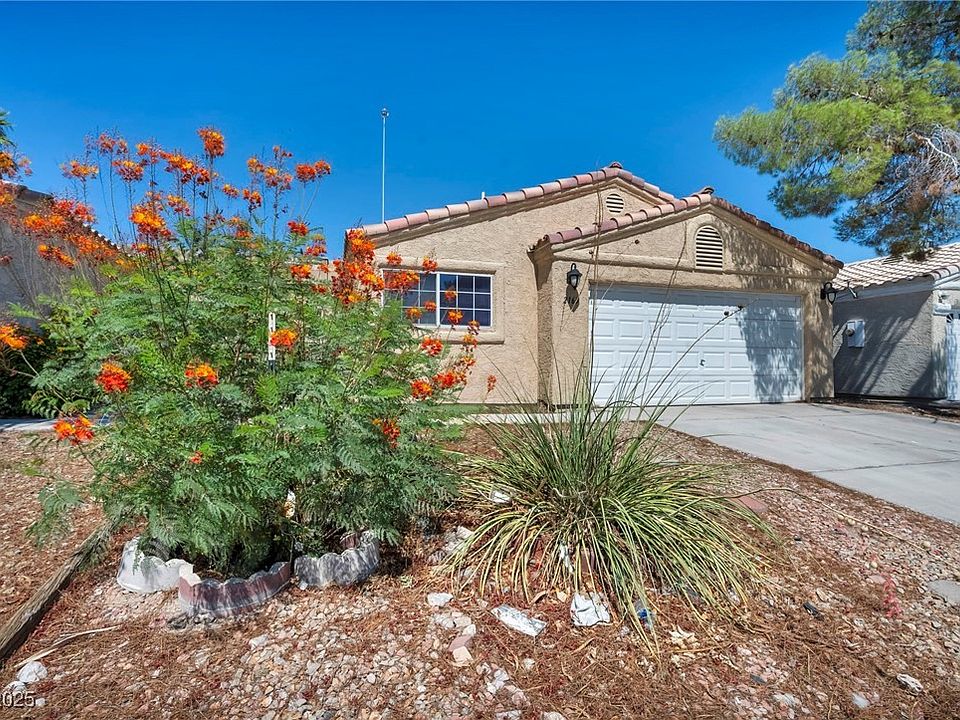 1st image of 2165 Saint Paul Way