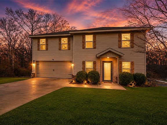 2nd image of 75 Melanie Dr