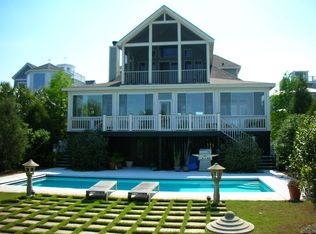 910 Middle St, Sullivans Island, SC 29482