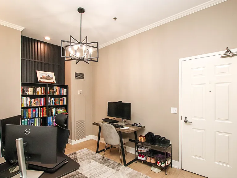 Den/Home Office
