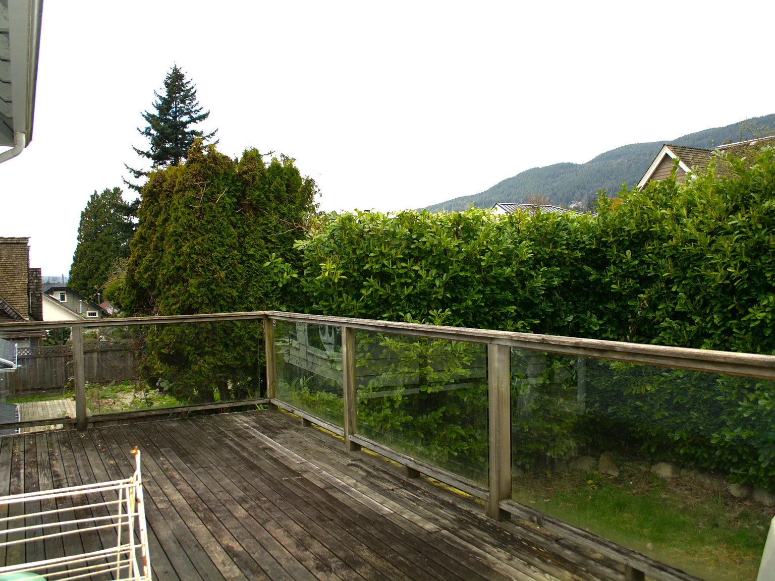 3 bed, 2000 sqft, $5,000 — Photo 2