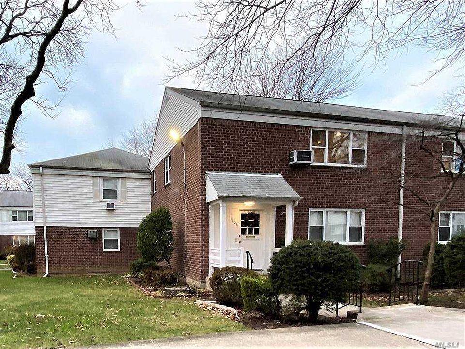 1st image of 15-06 212th St #208