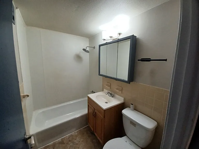 236 Maple St — Photo 11