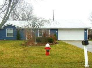 157 Cleveland Ave, Defiance, OH 43512