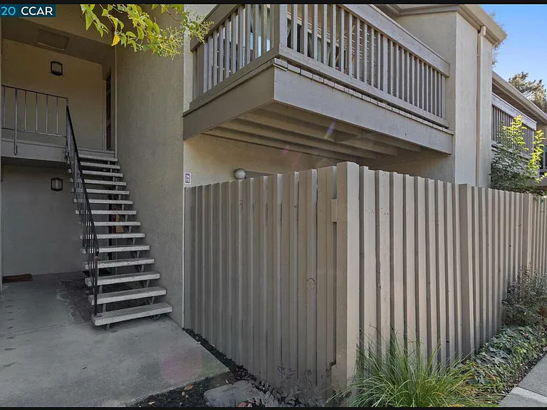 2562 Walnut Blvd #73 — Photo 18