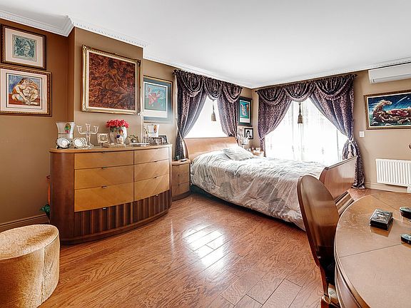 2nd image of 40 Oceana Dr APT 10A