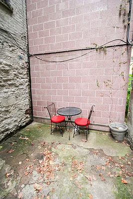 Rented by MetroNest | media 18