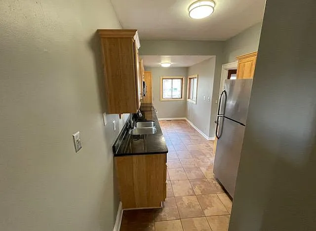 3 bed, 1450 sqft, $2,300 — Photo 3