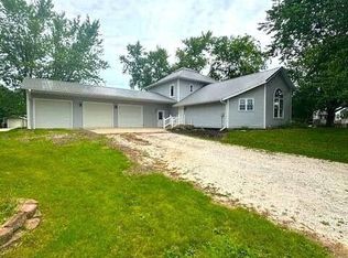 426 N 1st St, Ogden, IA 50212