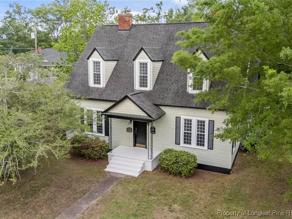 301 W Central St, Maxton, NC 28364