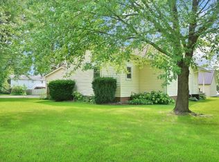1303 8th Ave NE, Independence, IA