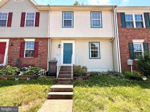 107 Stafford Mews Ln