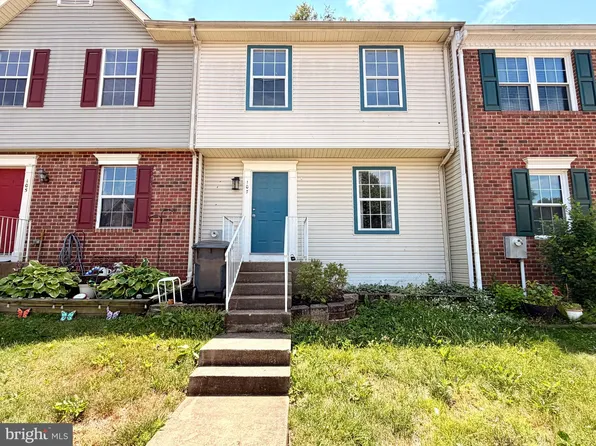 107 Stafford Mews Ln, Stafford, VA 22556