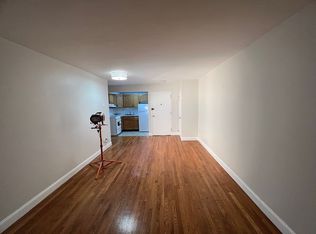 3072 29th St APT 2, Astoria, NY 11102