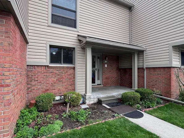 3891 Old Creek Rd #1, Troy, MI 48084