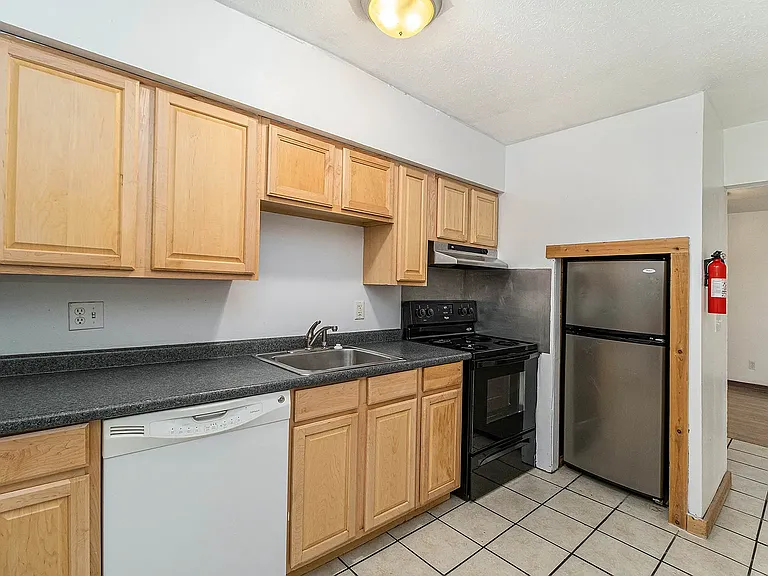 1203 Greenwood Ave #1 — Photo 6