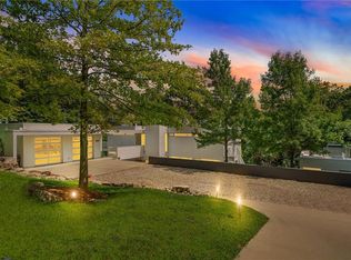 20602 Crickett Ln, Lenexa, KS 66220
