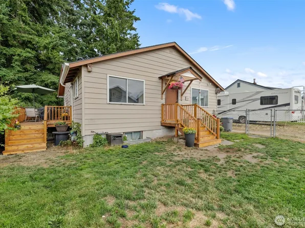 1301 Humphrey Avenue W, Bremerton, WA 98312