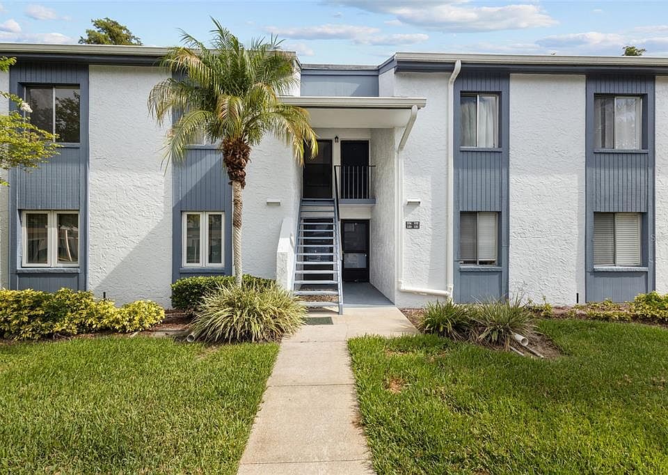 1st image of 124 CYPRESS LANE #124