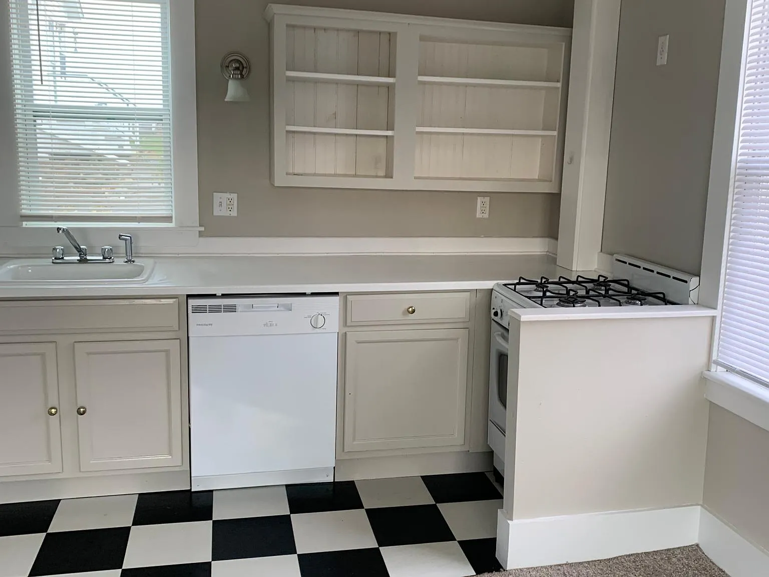 80 Mechanic St — Photo 3