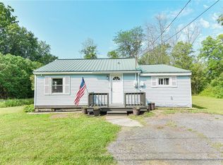 7451 Surbrook Rd, Baldwinsville, NY 13027