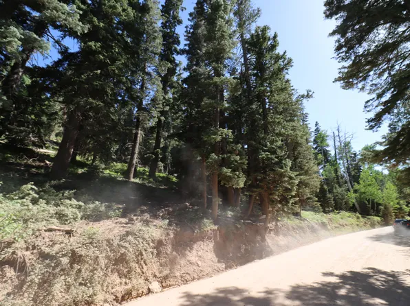 6396 W North Fork Rd, Alton, UT 84710