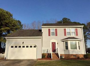 513 Woodglen Dr, Chesapeake, VA 23322